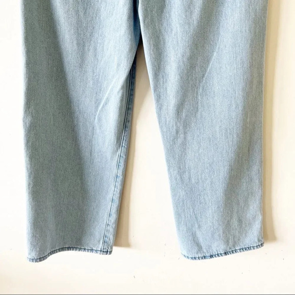 American Eagle Wide Leg Crop Light Blue Balloon‎ Waist Jeans Size 2 Light Wash - Picture 7 of 11